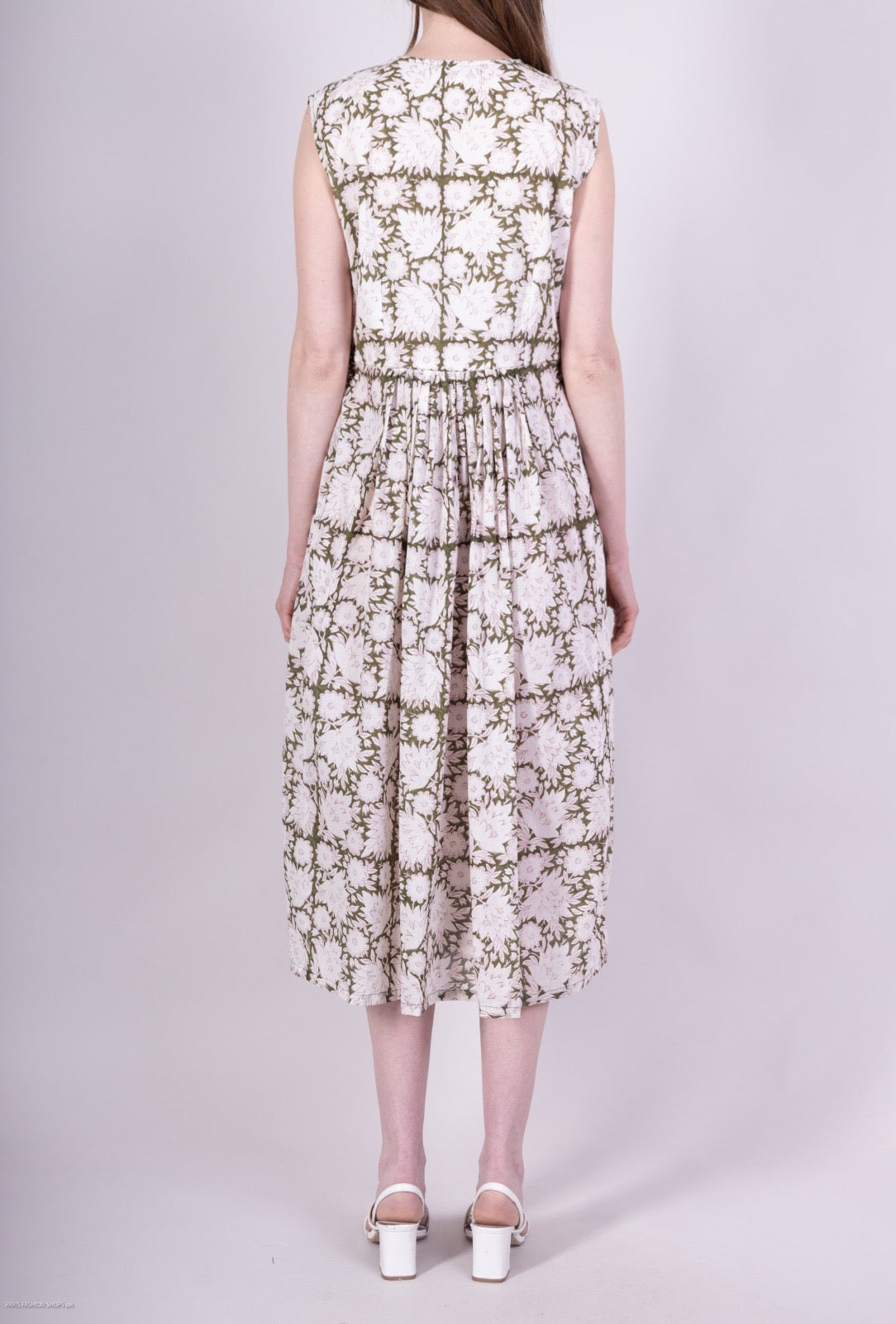 Robe LPC002